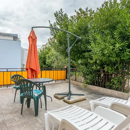 With A Parking Space - 22293 Apartment